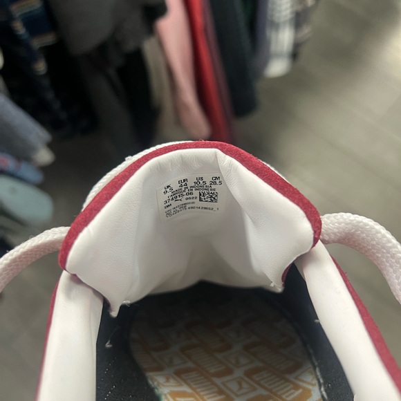 Puma low top - Picture 8 of 8